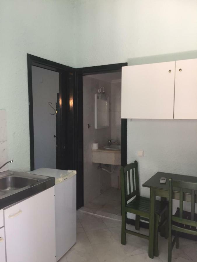 Nikos Apartments Afytos Eksteriør billede